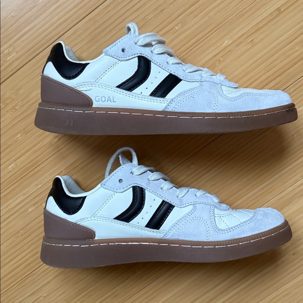 Coolway Goal sneakers in Black & White, size US 6/EU 37 - Picture 12 of 15